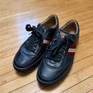 Bally Oriano Men's Black Leather Red Sneaker (MSRP
$560) Sz. 11